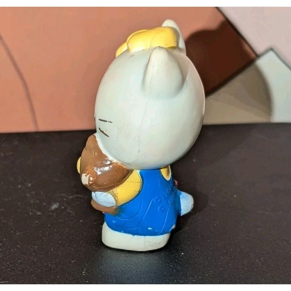 Vintage 1983 SANRIO Hello Kitty ANNA GARDENER 2